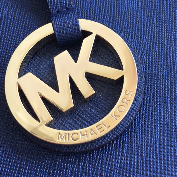 MICHAEL KORS TOTE 🎁🎁🎁 - Picture 5 of 8